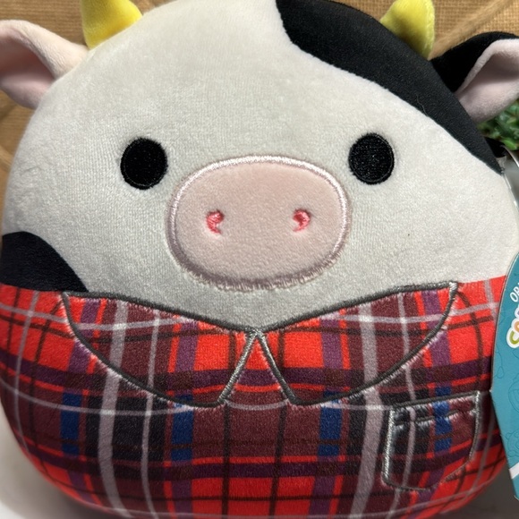 HARVEST CONNOR THE COW SQUISHMALLOW - Picture 2 of 6